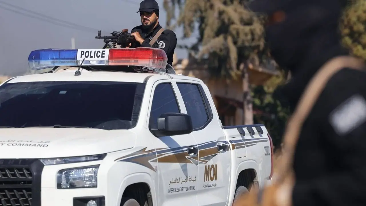 التحقيقات تكشف تورط الخلية في 5 عمليات خطف (إكس) التحقيقات تكشف تورط الخلية في 5 عمليات خطف (إكس)