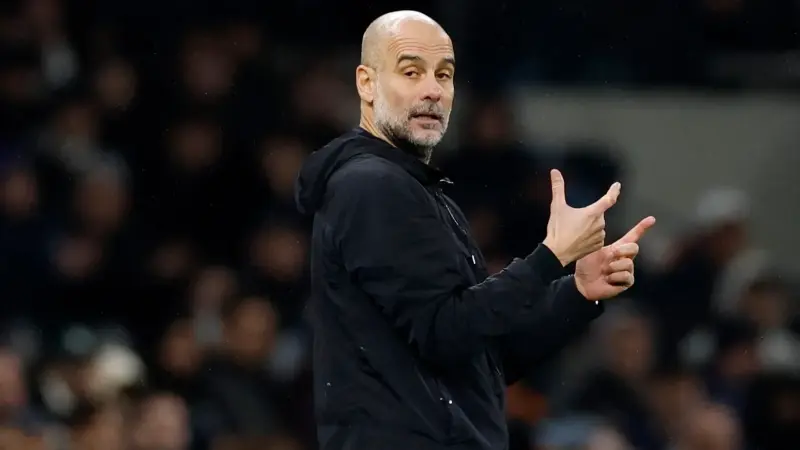 بيب غوارديولا يدافع عن حريته في التعبير عن رأيه قبل مواجهة ليفربول