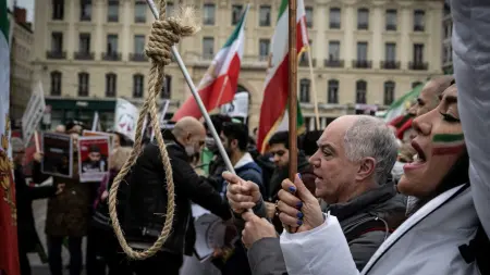 طهران تطلق منصة لرصد المعارضين بالخارج.. وانتقادات تتصاعد