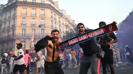 related_news_inside_blogsفيديو - شغب واعتقالات بالقرب من ملعب باريس سان جيرمان بعد الفوز بدوري أبطال أوروبا