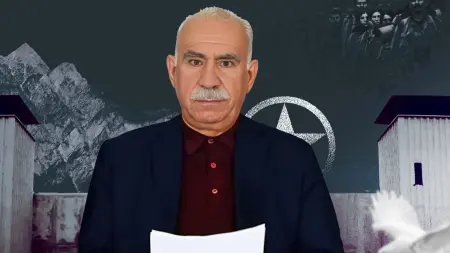 related_news_inside_blogsأوجلان يعلن انتهاء مرحلة حمل السلاح وبداية "الاندماج الديمقراطي"