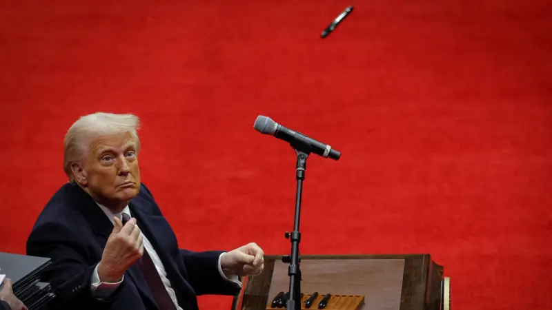 ترامب يكسر الرقم القياسي للأوامر التنفيذية خلال عام واحد