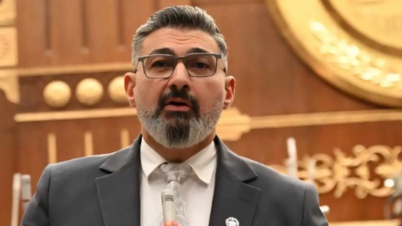 ياسر جلال يطالب بآليات جديدة لرصد المحتوى المسيء للفنانين ياسر جلال يطالب بآليات جديدة لرصد المحتوى المسيء للفنانين