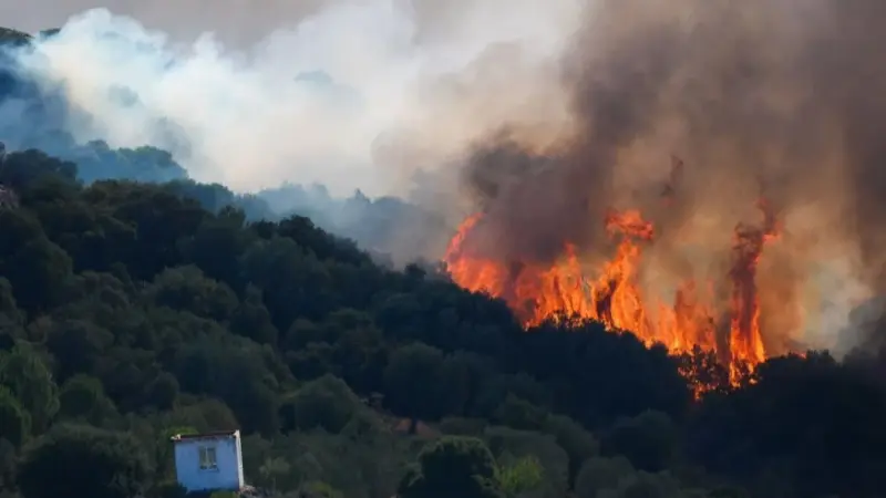 فيديو - بفعل فاعل؟ هذا سبب حريق إزمير في تركيا