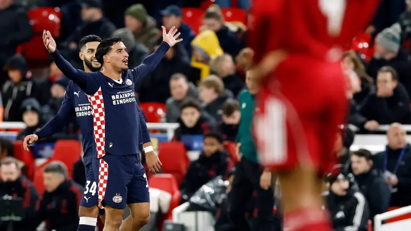 دوري أبطال أوروبا - هدف ليفربول الـ500 غير كاف لمنع السقوط المروع أمام أيندهوفن