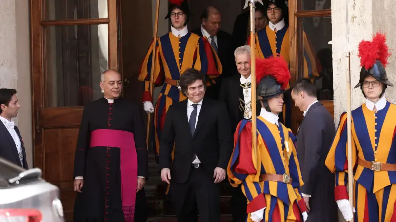 الفاتيكان يعلن عن أول زيارة خارجية للبابا ليو