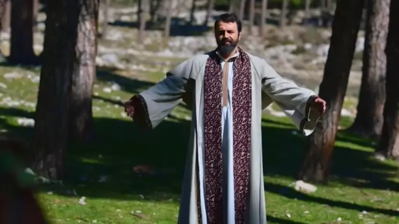 مسلسل مولانا الحلقة 29.. شهلا تعلن حقيقة مولانا وأهل القرية يرفضون تصديقها