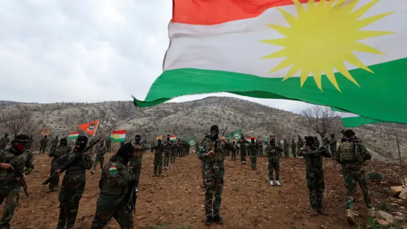 نيويورك تايمز: أكراد إيران يرون في الحرب فرصة التحالف مع واشنطن