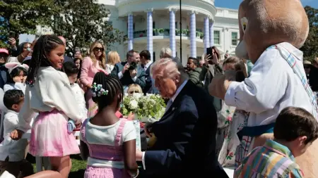 related_news_inside_blogsفيديو- ترامب يسخر من بايدن خلال حديثه مع أطفال.. ماذا قال؟