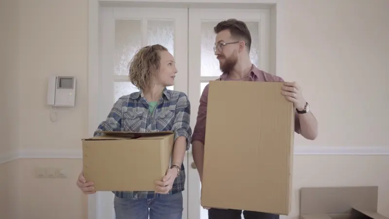 لماذا الرجال أطول من النساء؟ دراسة تكشف السرّ