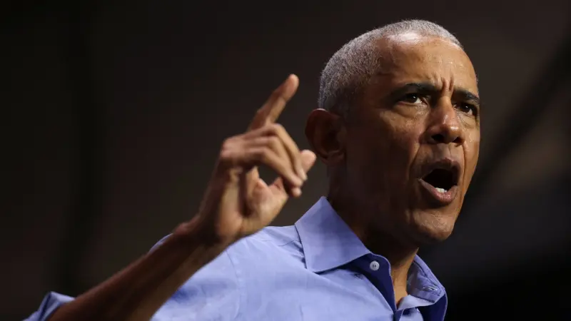 قبل انتخابات الثلاثاء.. ظهور أوباما وغياب ترامب يثير تساؤلات في أميركا