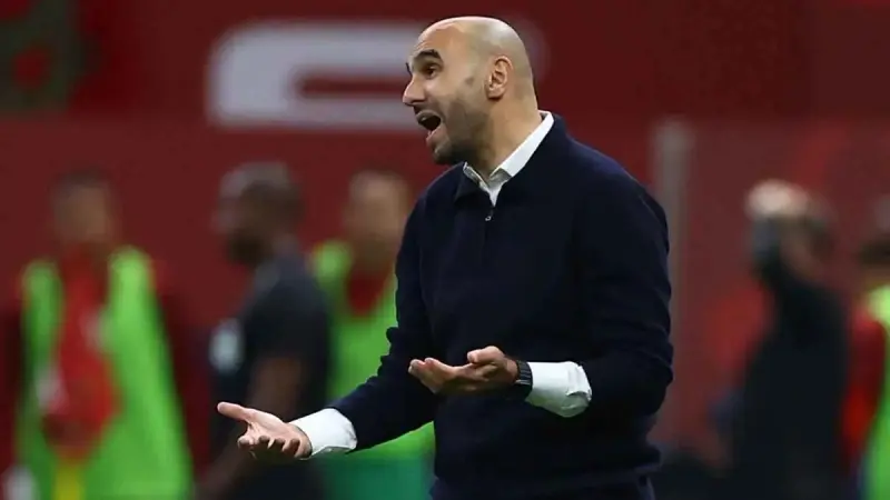 فيديو - وليد الركراكي يشعل مشاعر جماهير المغرب برسالة وداع مؤثرة