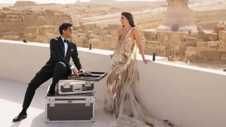 فيديو - حفل زفاف أسطوري أمام الأهرامات لملياردير هندي