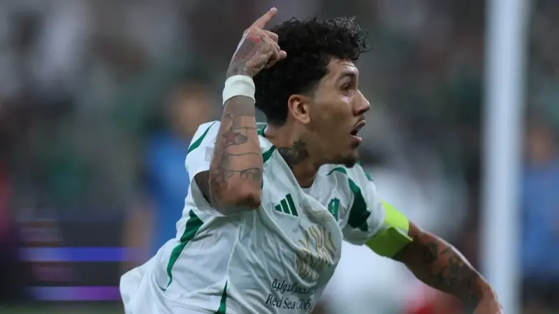 حقيقة انتقال روبيرتو فيرمينو إلى الأهلي المصري.. وكيل اللاعب يرد