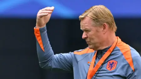 related_news_inside_blogsكأس العالم 2026 - بين حلم اللقب ومرض زوجته.. كومان يخوض أصعب رحلة في مسيرته مع هولندا