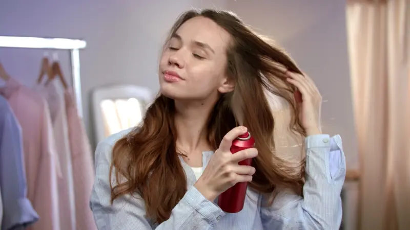 لماذا ينمو شعر وأظافر بعض الأشخاص بشكل أسرع من غيرهم؟