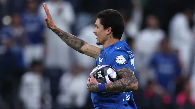 نجوم البريميرليغ السابقون يستعدون للتوهج في دوري أبطال آسيا للنخبة