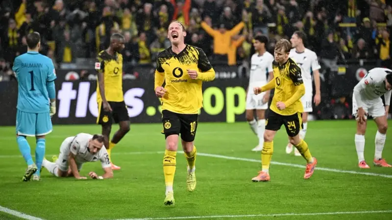 الدوري الألماني - بوروسيا دورتموند يواصل ملاحقة ثنائي الصدارة