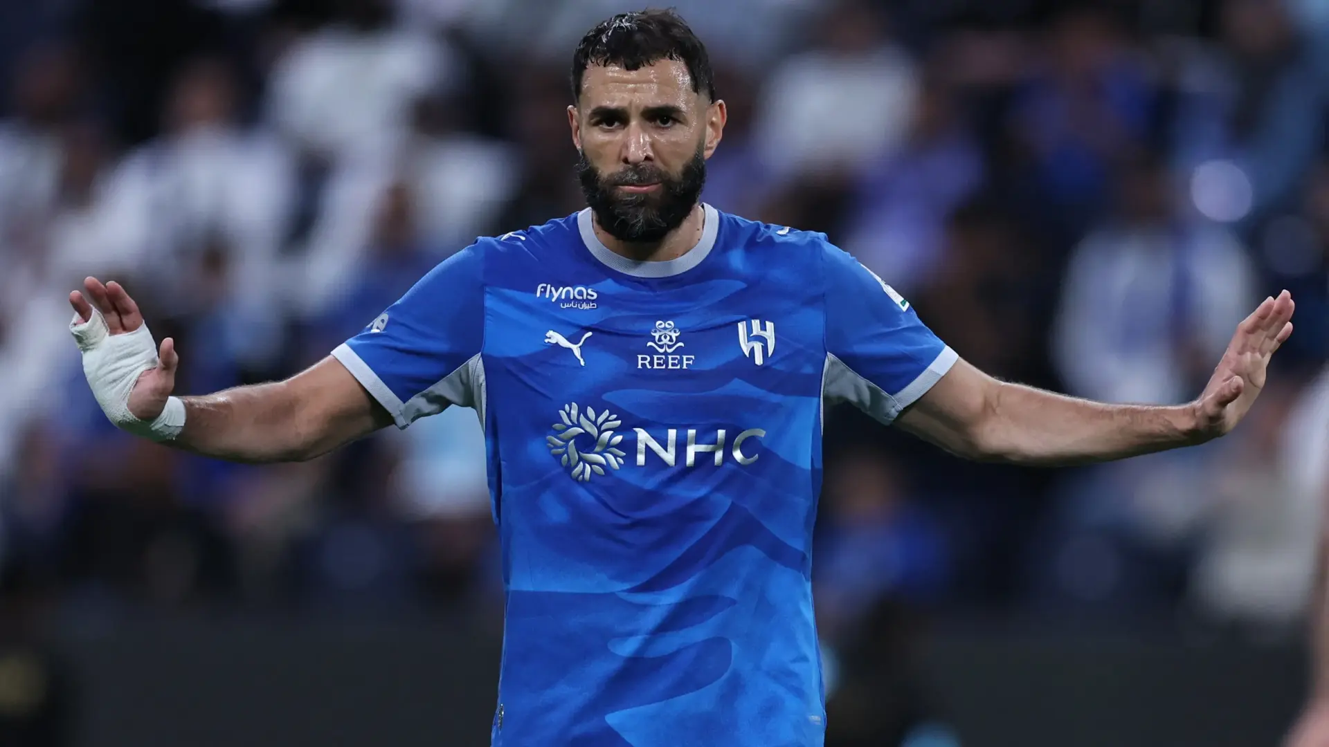 كريم بنزيما على أعتاب الرحيل عن الهلال في الميركاتو الصيفي الحالي (رويترز) كريم بنزيما على أعتاب الرحيل عن الهلال في الميركاتو الصيفي الحالي (رويترز)