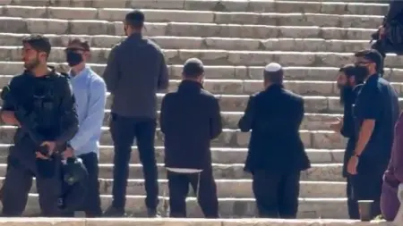 related_news_inside_blogsفيديو - الأردن يدين اقتحام بن غفير للمسجد الأقصى