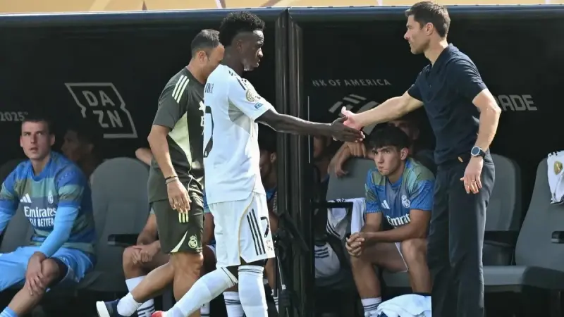 علاقة فينيسيوس مع ريال مدريد تصل إلى طريق مسدود.. ما المشكلة؟