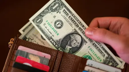 related_news_inside_blogsسعر الدولار الأميركي في سوريا اليوم الأربعاء 8/7/2026.. السيولة والطلب يرفعان السعر
