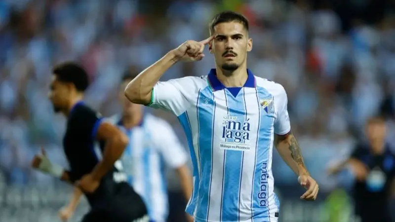 الدوري الإسباني - ملقا يتعادل مع ديبورتيفو لاكورونيا في أول عودة بعد 8 سنوات