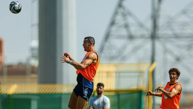 ترتيب الدوري السعودي بعد تعادل الأهلي والرياض