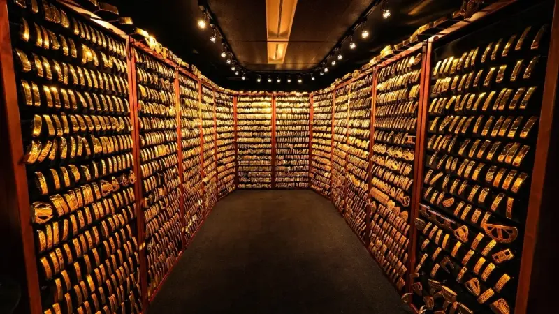 أسعار الذهب في مصر اليوم الخميس 12/3/2026.. هبوط محدود لعيار 21