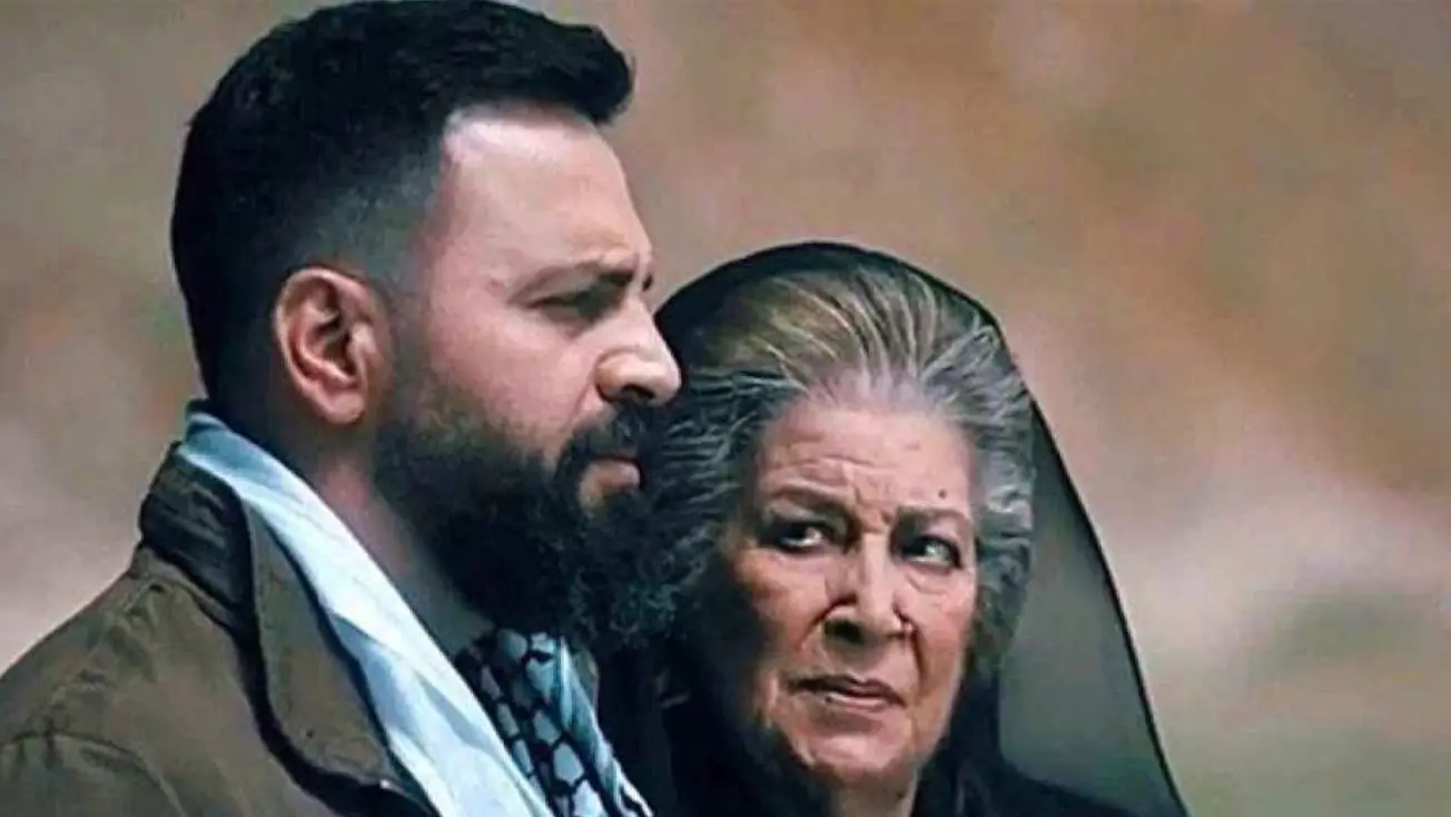 تيم حسن يعود إلى رمضان 2027 بمسلسل "هلال" رفقة منى واصف ( إكس) تيم حسن يعود إلى رمضان 2027 بمسلسل "هلال" رفقة منى واصف ( إكس)