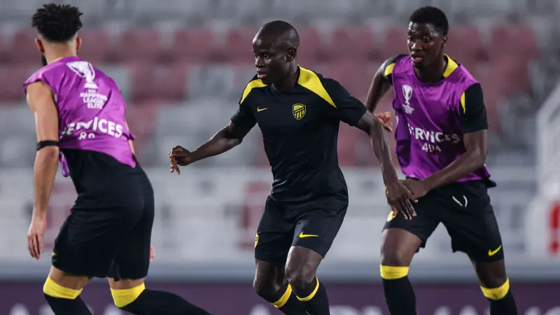 تشكيلة الاتحاد اليوم أمام الدحيل وغيابات القائمة.. العميد كامل العدد