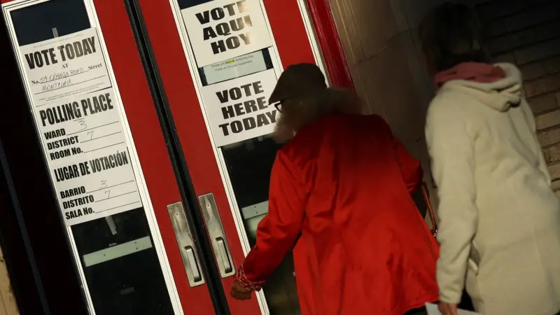 في نيوجيرسي وفرجينيا.. الناخبون يختبرون شعبية ترامب المبكرة