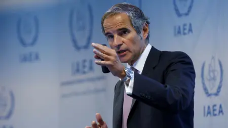 غروسي يطالب إيران بالكشف عن وضع منشآتها النووية