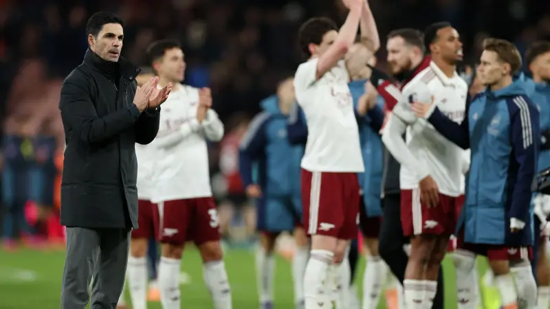 أرتيتا يشيد بعقلية لاعبي أرسنال عقب الفوز المثير على بورنموث