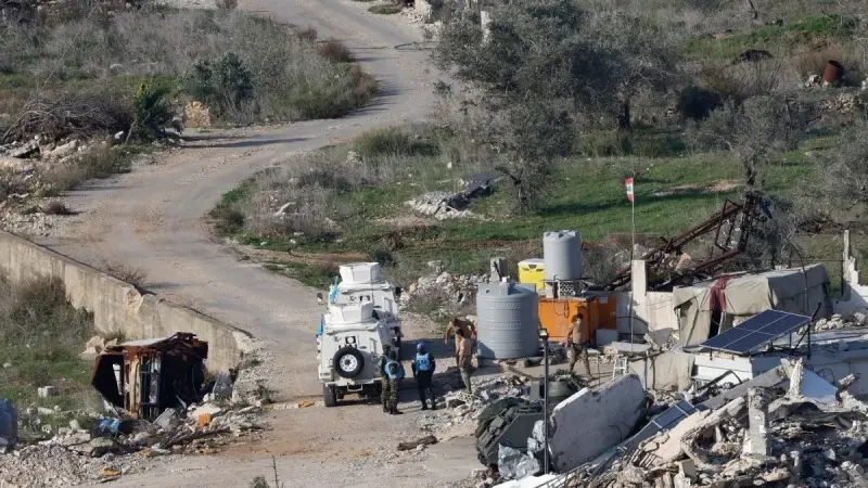 الجيش الإسرائيلي ينفي استهداف مواقع "اليونيفيل" في جنوب لبنان