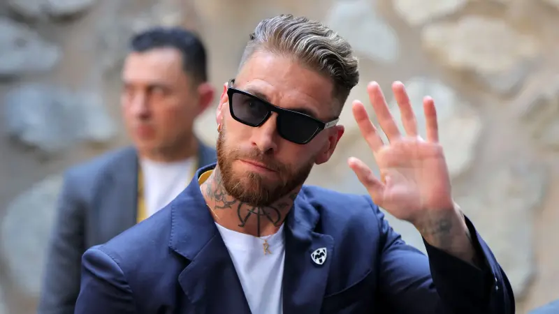 هل ينجح سيرجيو راموس في الاستحواذ على نادي إشبيلية؟