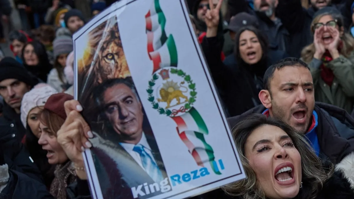 إيرانيون: الإنترنت أكثر أهمية من الخبز 