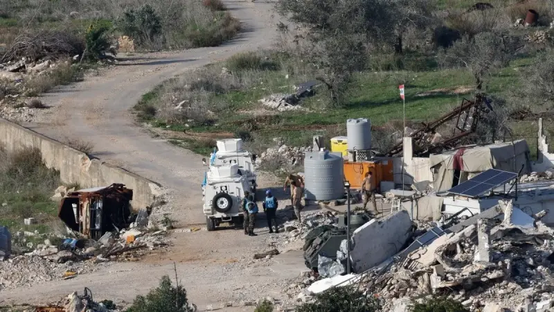 قتيلان بغارتين إسرائيليتين على جنوب لبنان.. و30 رصاصة نحو موقع لليونيفيل