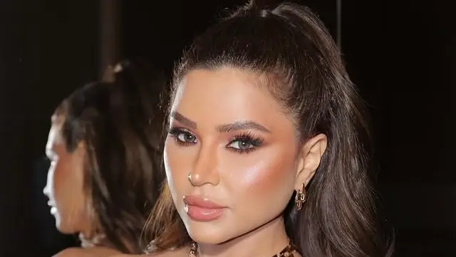 فيديو - نهى نبيل تتصدر التفاعل بعد فيديوهات عائلية عفوية لابنتها