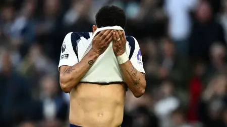 related_news_inside_blogsالمشهد سبورتس: الجيش الملكي ضد صن داونز في نهائي دوري الأبطال.. وتوتنهام يقترب من الهبوط