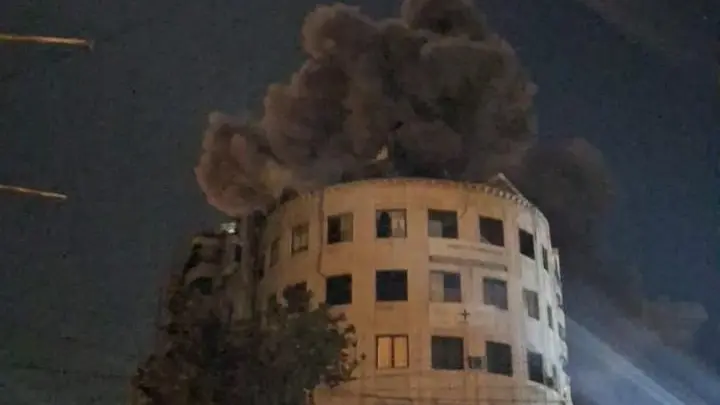 فيديو - بعد دفعة صواريخ من "حزب الله".. تجدد الغارات الإسرائيلية على الضاحية الجنوبية