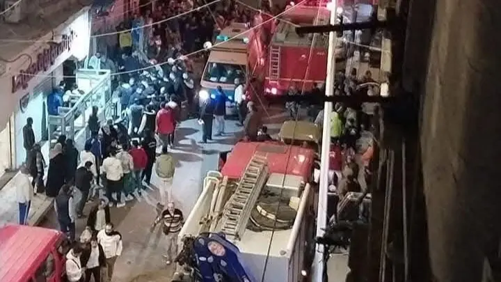 فيديو - قتلى وإصابات.. تفاصيل انهيار سقف مقهى وكالة الليمون في الإسكندرية