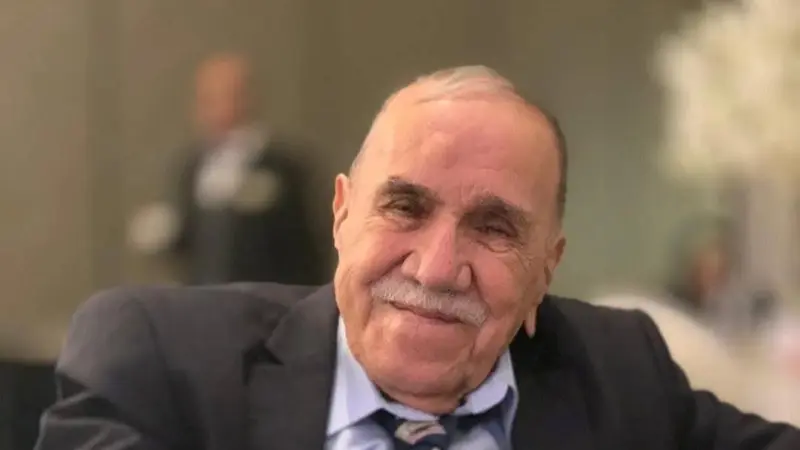 من هو الأستاذ العراقي طاهر البياتي وسبب وفاته؟ أشهر مدرس لغة إنجليزية