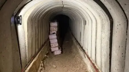 related_news_inside_blogsفيديو - الجيش الإسرائيلي يدمر نفقا لـ"حزب الله" جنوب لبنان