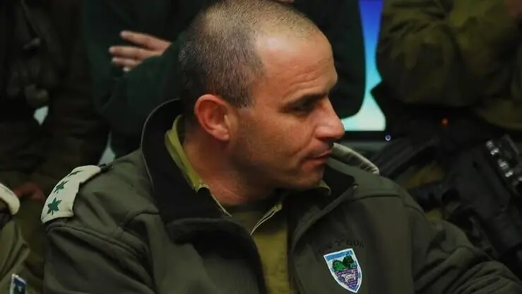 رئيس أركان لواء غولاني يطلب إنهاء مهامه.. ما علاقة المؤرخ الإسرائيلي الذي قتل بلبنان؟