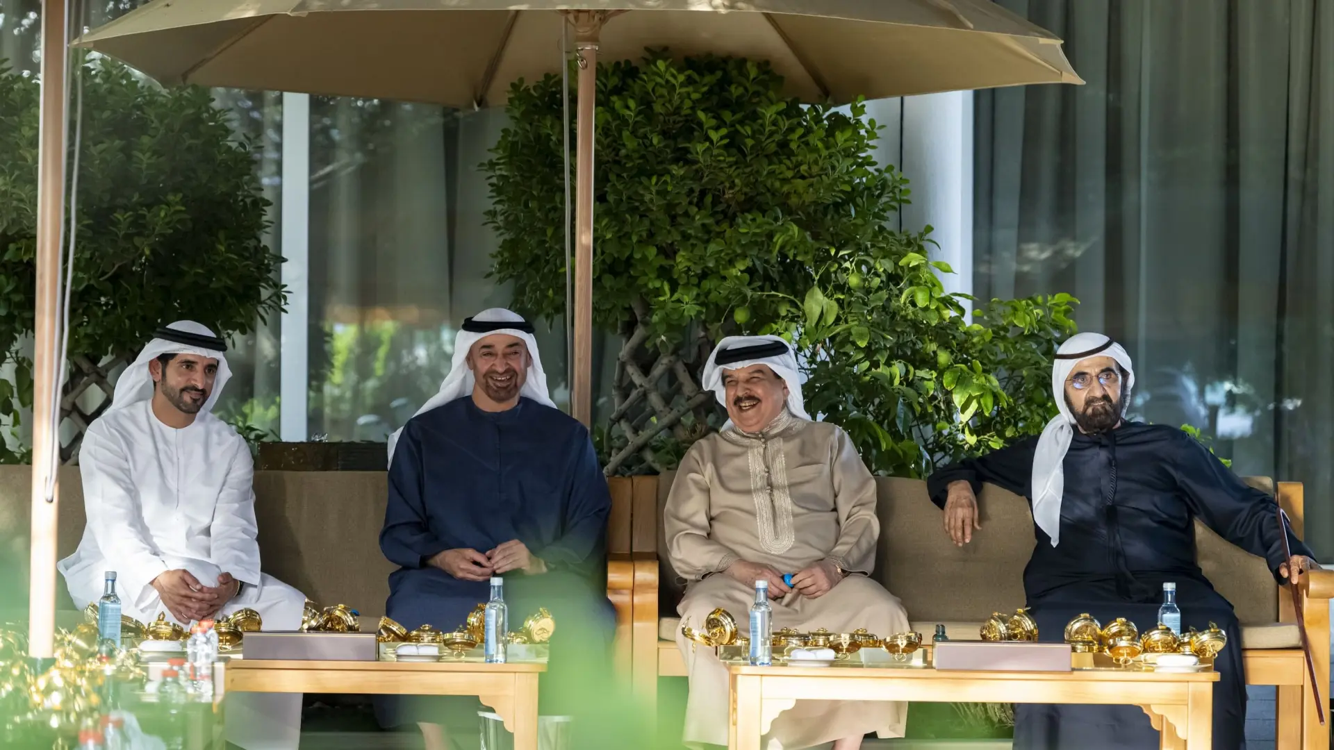الإمارات والبحرين بحثتا تعزيز التعاون والعمل المشترك بين البلدين (وام) الإمارات والبحرين بحثتا تعزيز التعاون والعمل المشترك بين البلدين (وام)