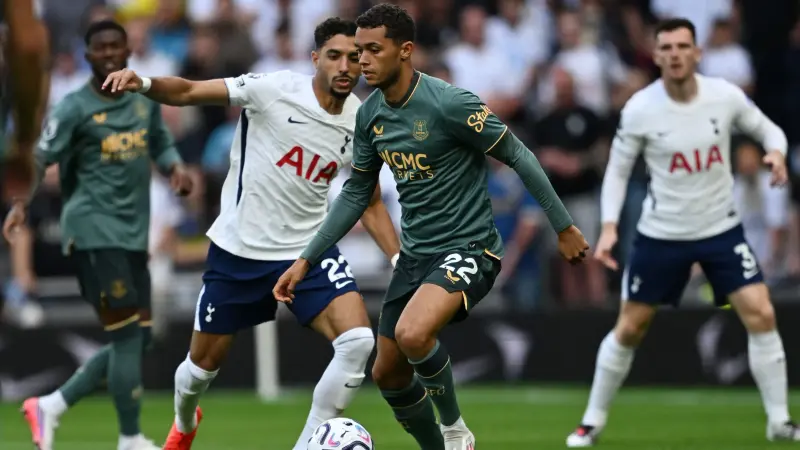 الدوري الإنجليزي - بمشاركة مرموش.. توتنهام يحقق رقمًا سلبيًا غير مسبوق بالتعادل مع إيفرتون