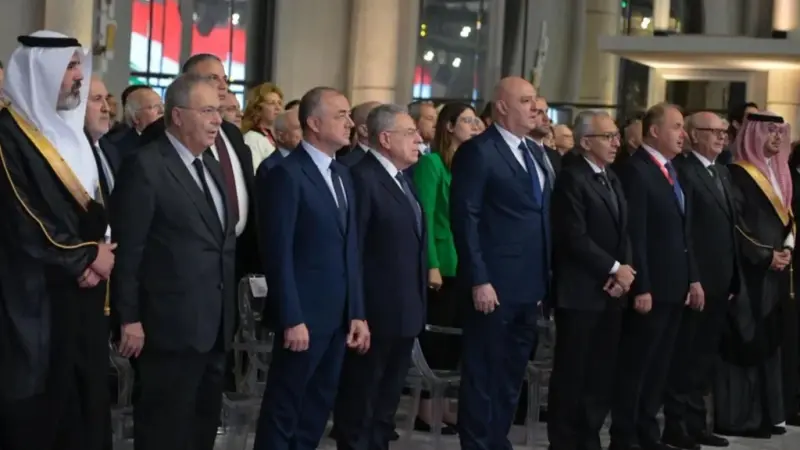 عون خلال "بيروت 1": لبنان يسعى إلى البناء والانفتاح على محيطه العربي والدولي