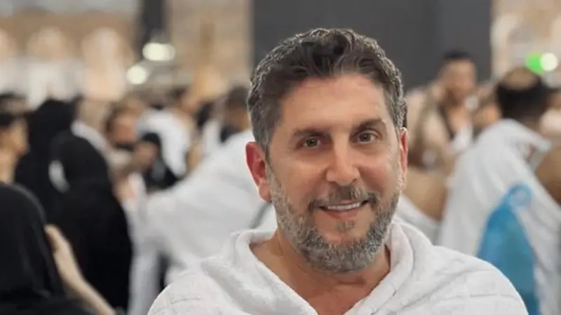 صورة أمام الكعبة.. آخر ظهور للفنان الراحل محمد قنوع