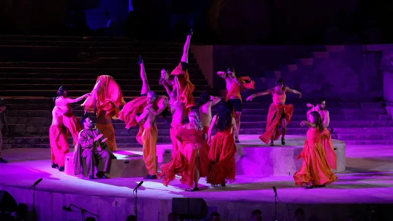 صور - على وقع "أوبرا كارمن".. مهرجانات بعلبك تستعيد وهجها الفني